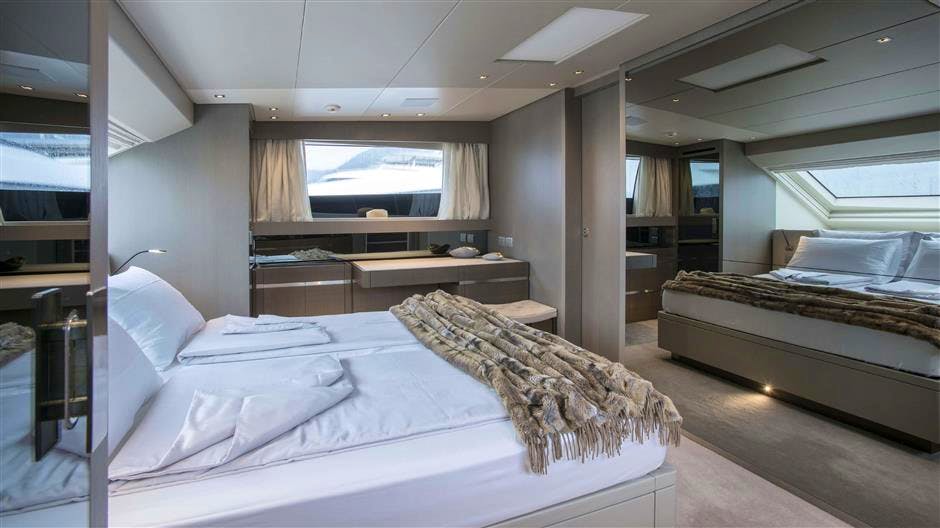 MUMA yacht charter 3