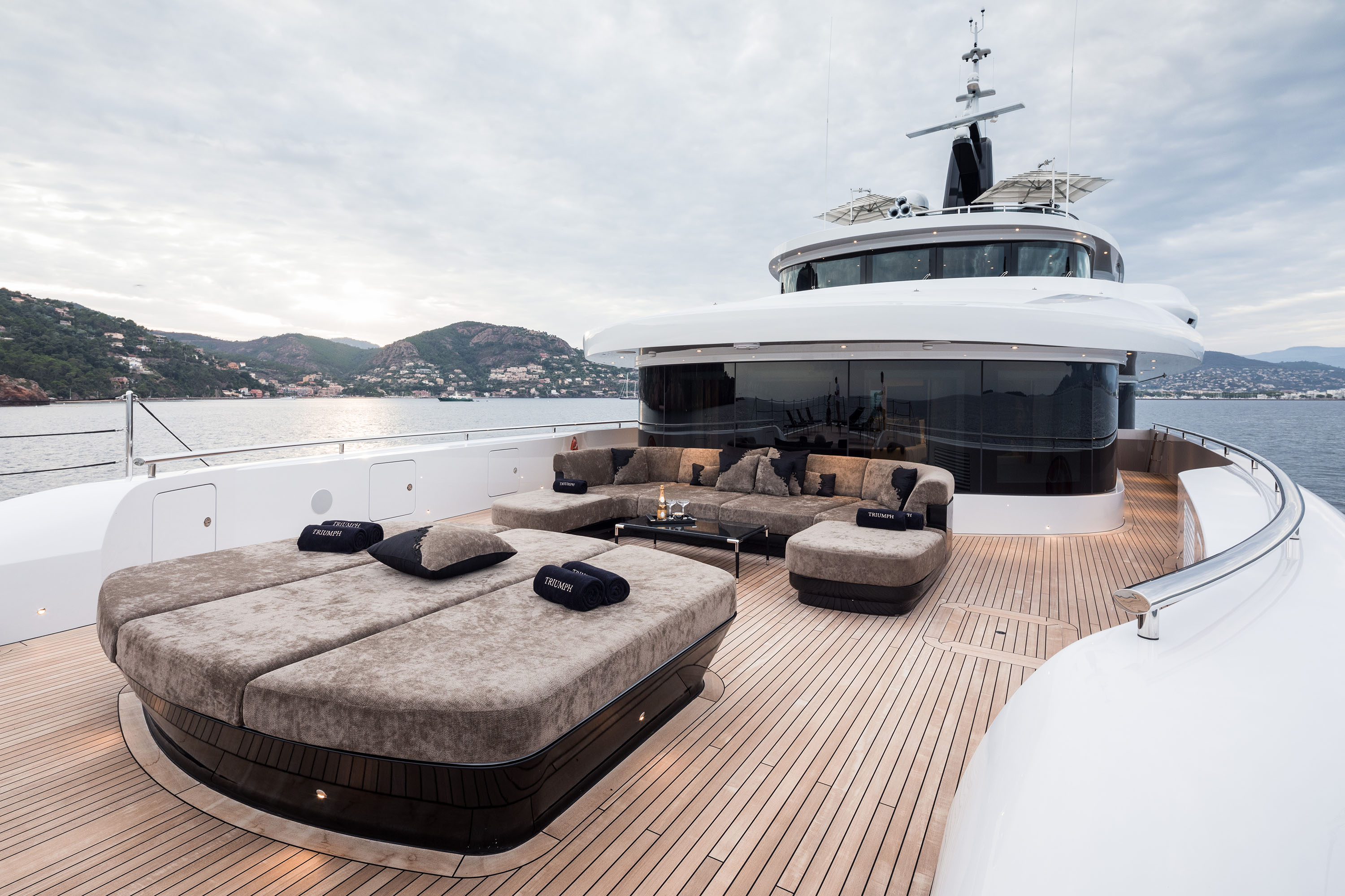 TRIUMPH yacht charter 2