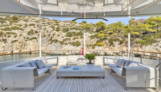 LA PELLEGRINA 1 yacht charter 5