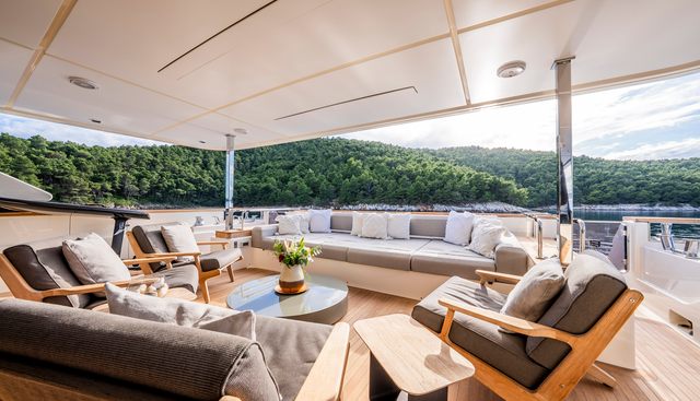 SK yacht charter 4