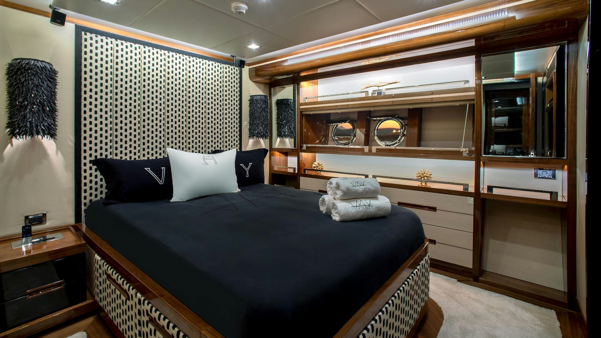VAY yacht charter 5