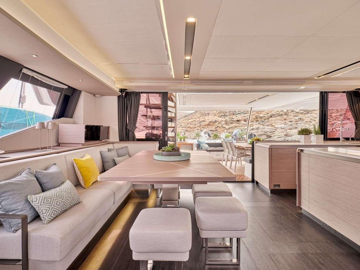 DOLLY yacht charter 2