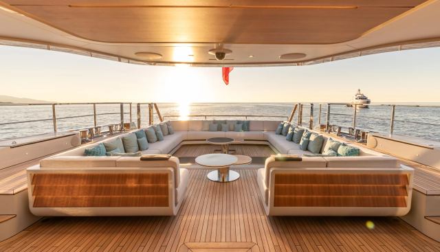 FELICITÀ yacht charter 5