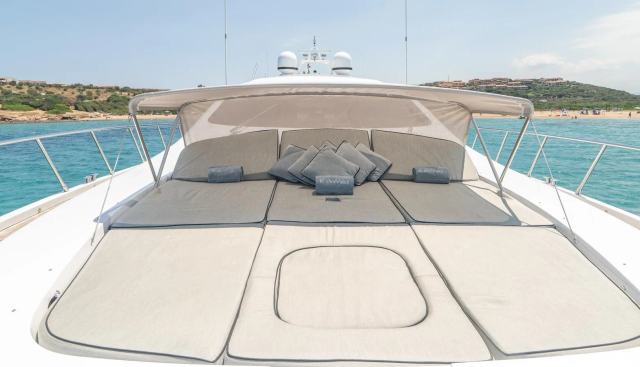 KAWAI yacht charter 2