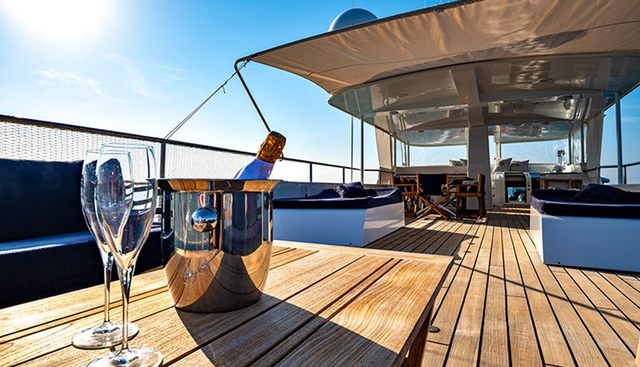 PERSUADER yacht charter 3