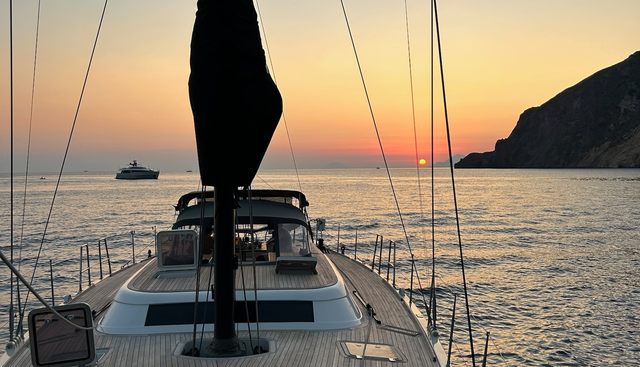 ISY71 yacht charter 4