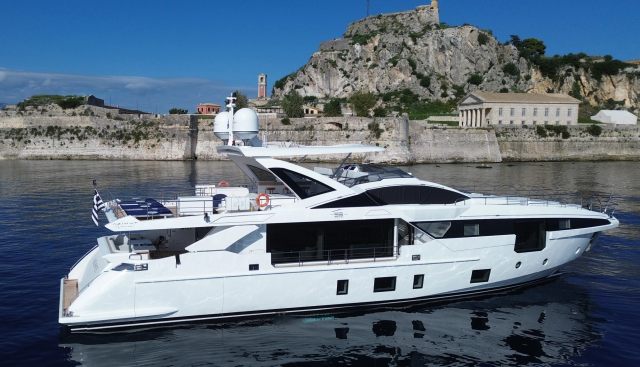 VOLANTE yacht charter 4