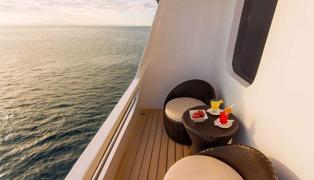 NATURAL PARADISE yacht charter 4