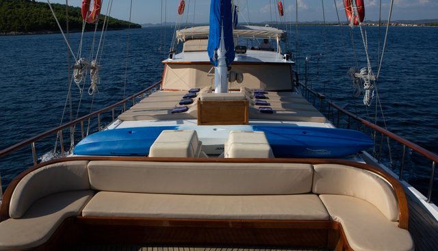 MALENA yacht charter 3