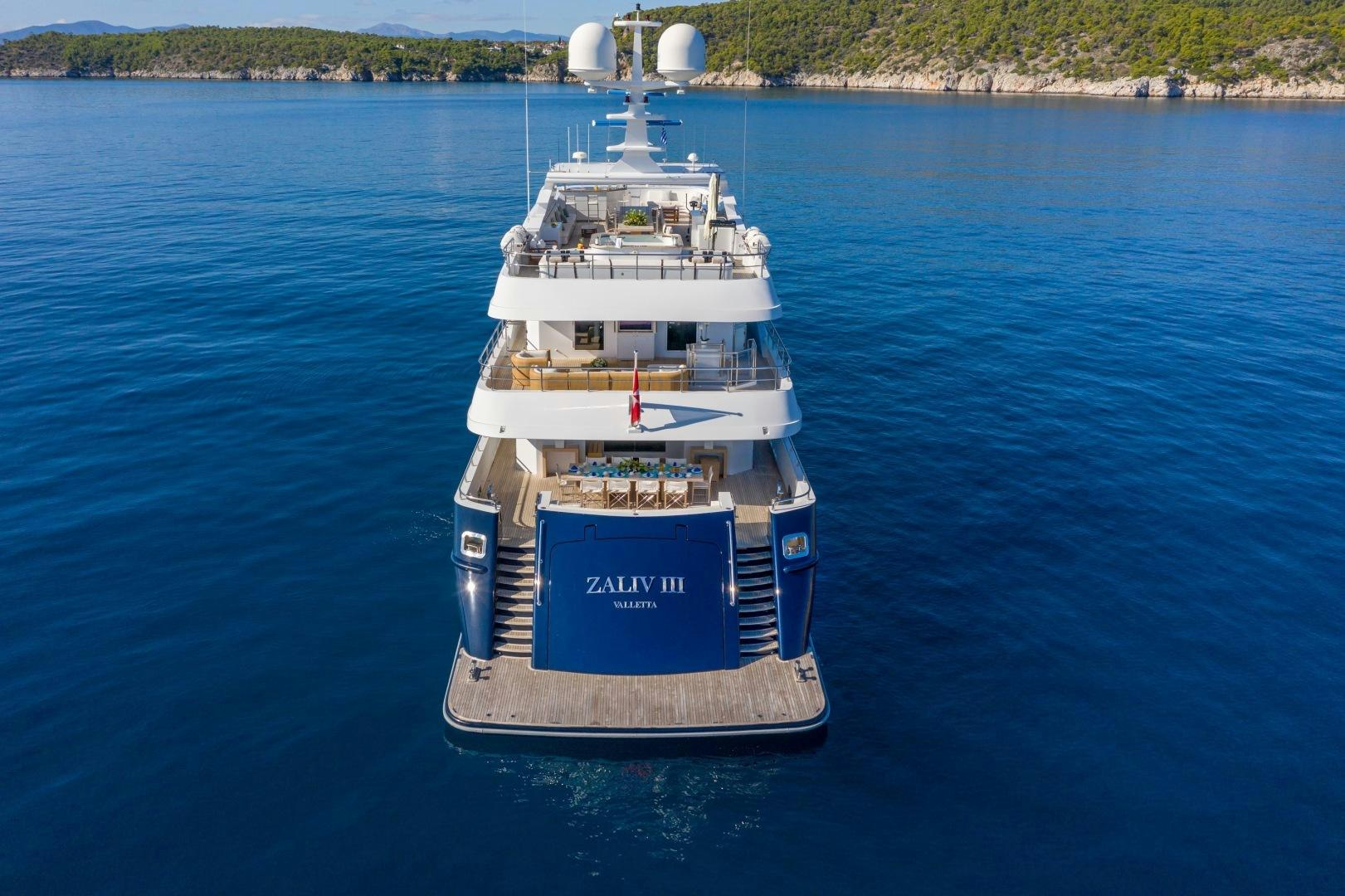 ZALIV III yacht charter 3