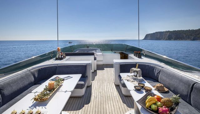 ANDILIS yacht charter 4
