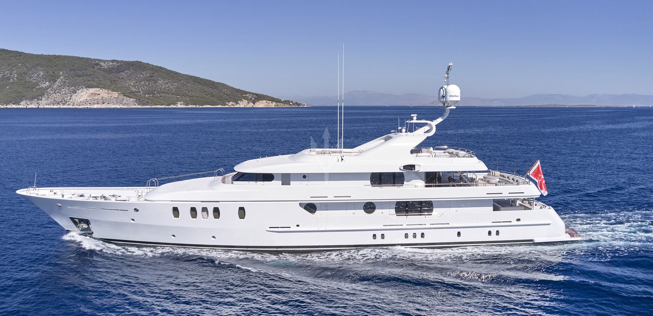 JAZ yacht charter 1