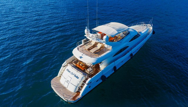 VIVA LOLA yacht charter 5