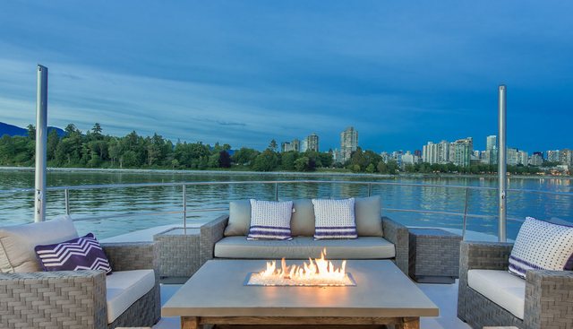ASCENTE yacht charter 4