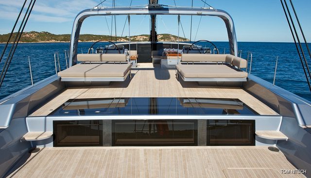 SHARLOU yacht charter 4