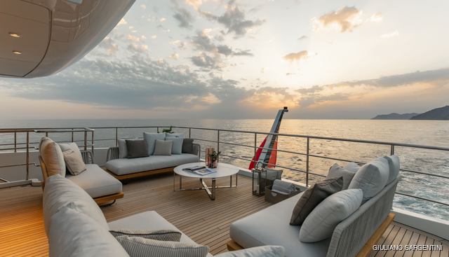 LEGEND yacht charter 5