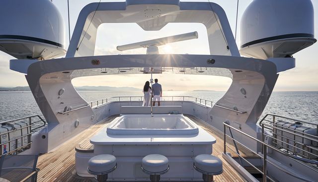 SEASHELL yacht charter 4