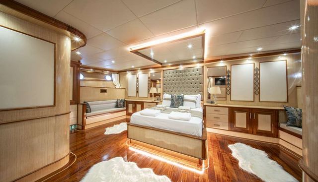 KAAN AYAZ yacht charter 5