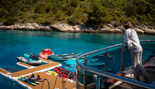 ANIMA MARIS yacht charter 3