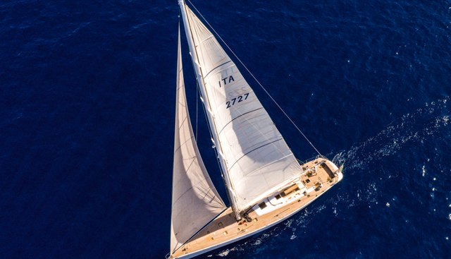 LOGICA yacht charter 5