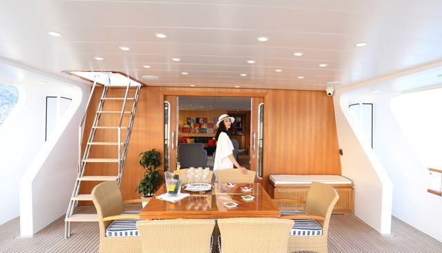 NAUTA TEASER yacht charter 5