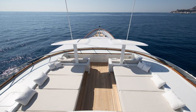 VASSA yacht charter 3