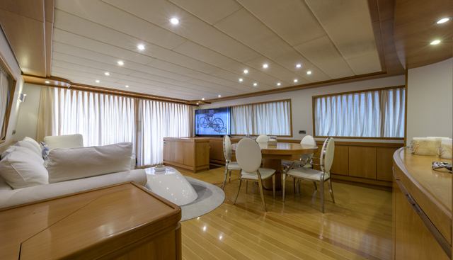 NEWFIELD yacht charter 5