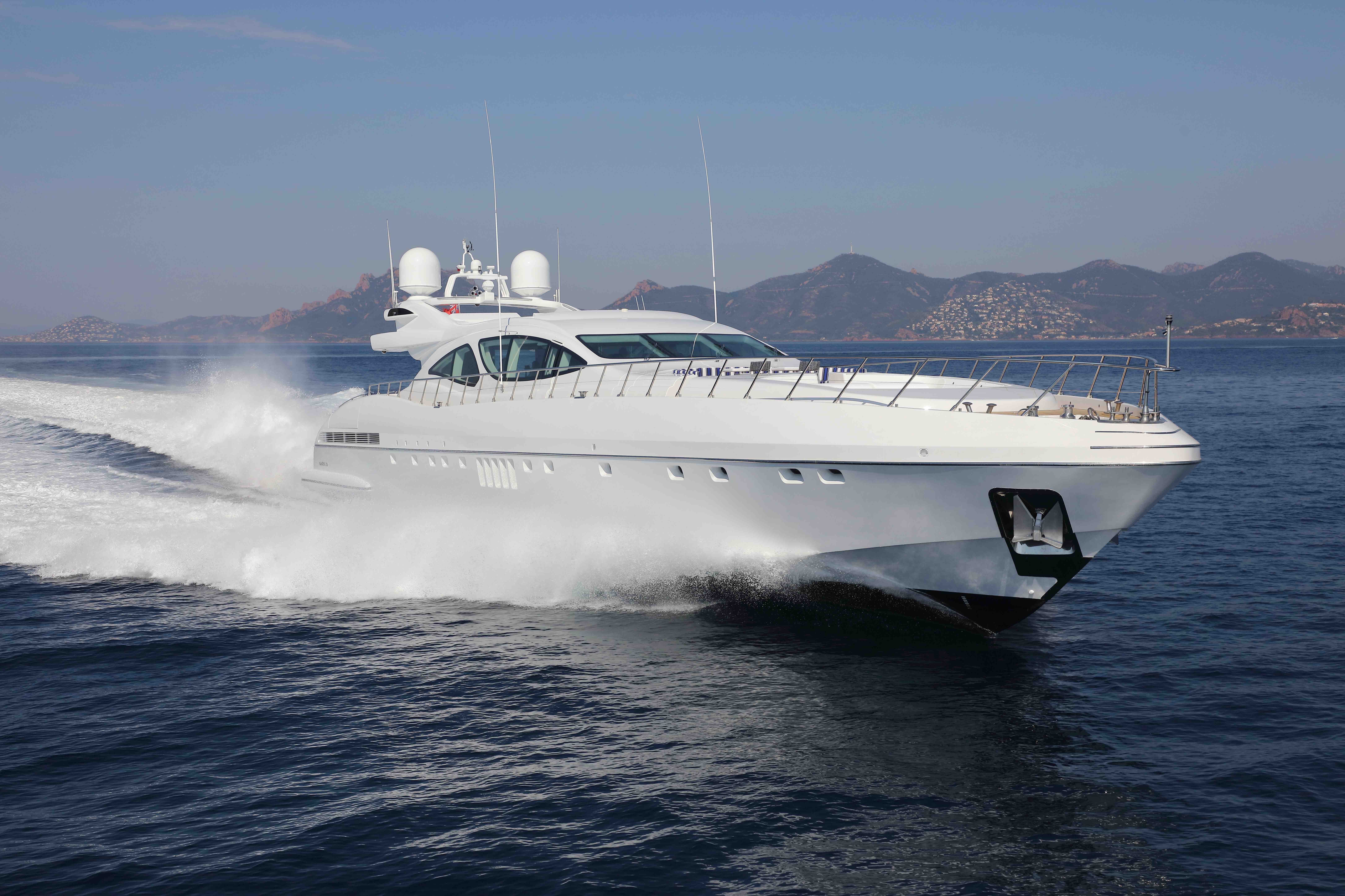 VENI VIDI VICI YACHT CHARTER yacht charter