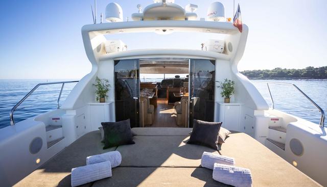 BEST MOUNTAIN yacht charter 4