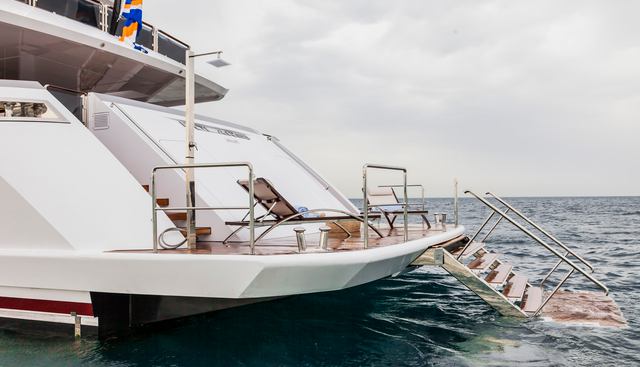 PARILLION yacht charter 5