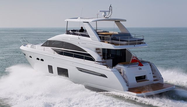 SHAWLIFE yacht charter 5