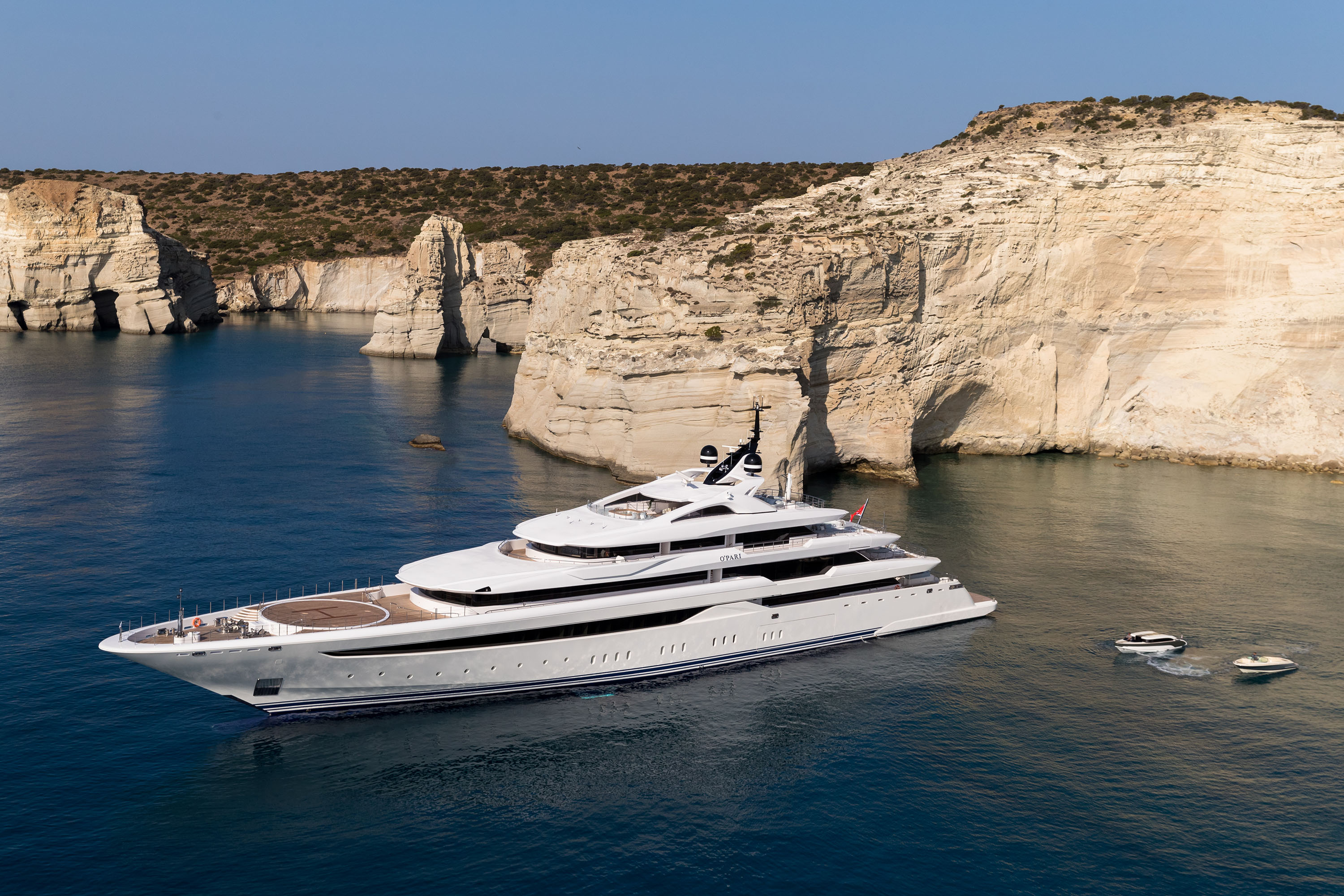 O'PARI yacht charter 2
