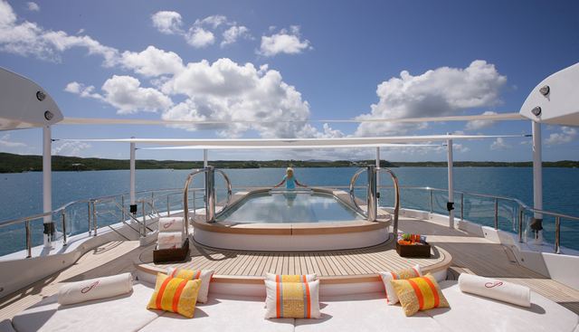 AMARYLLIS yacht charter 2