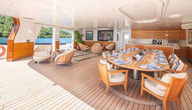 ARCTIC yacht charter 5