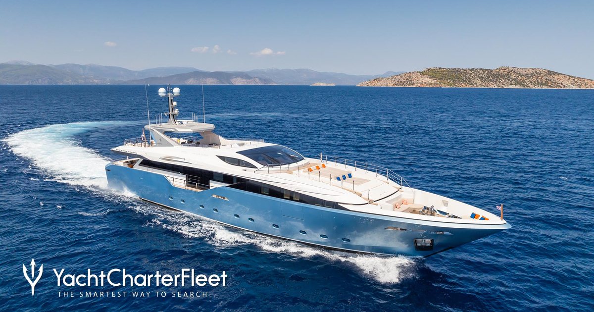 BLUE MOON yacht charter 2