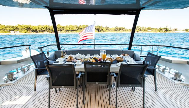 KEROS ISLAND yacht charter 4