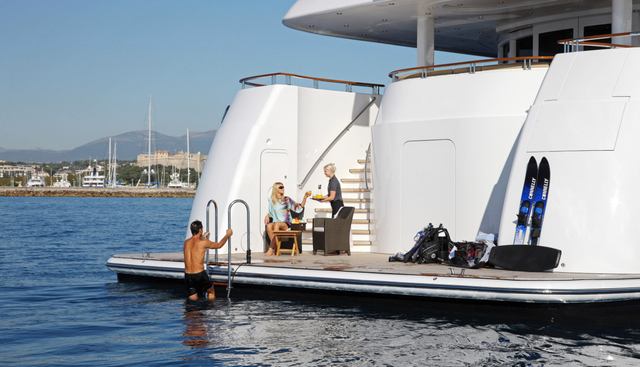 BELLA VITA yacht charter 5