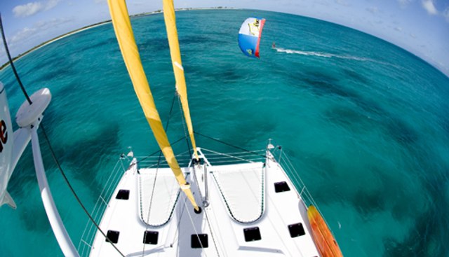 LADY DOMINIQUE II yacht charter 3