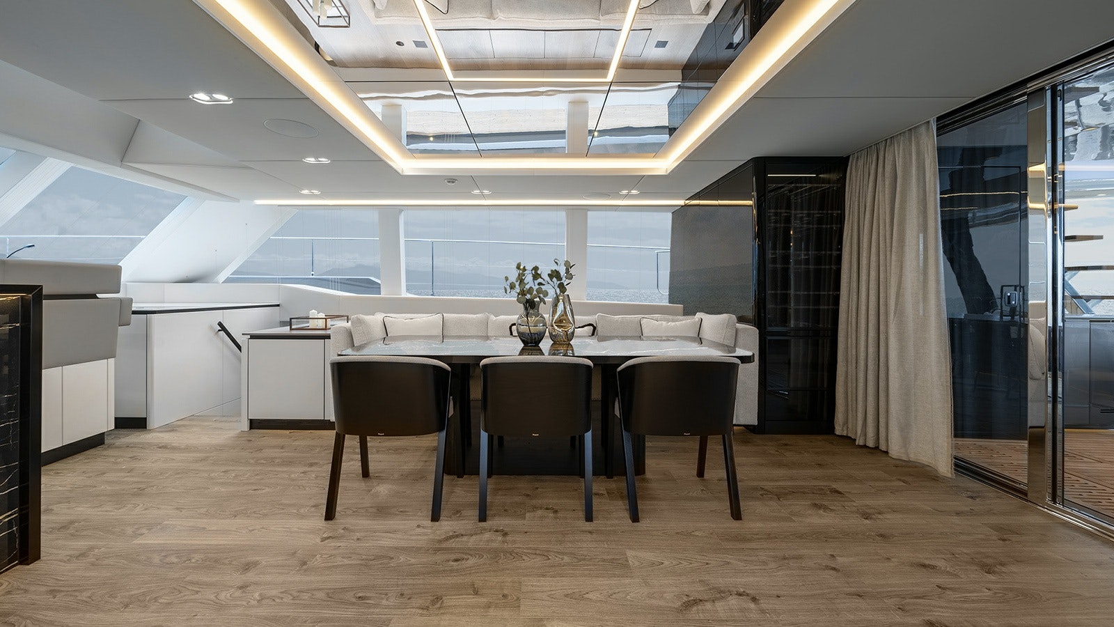 GIGI yacht charter 3