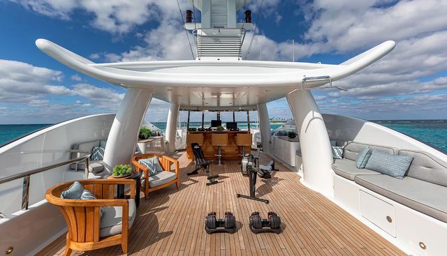LIND yacht charter 4