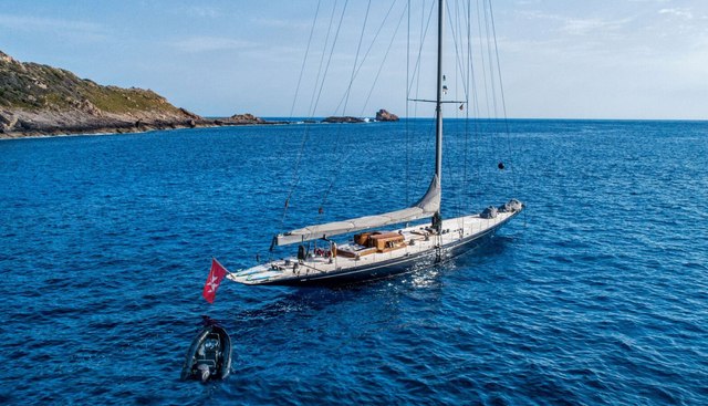 RAINBOW yacht charter 3