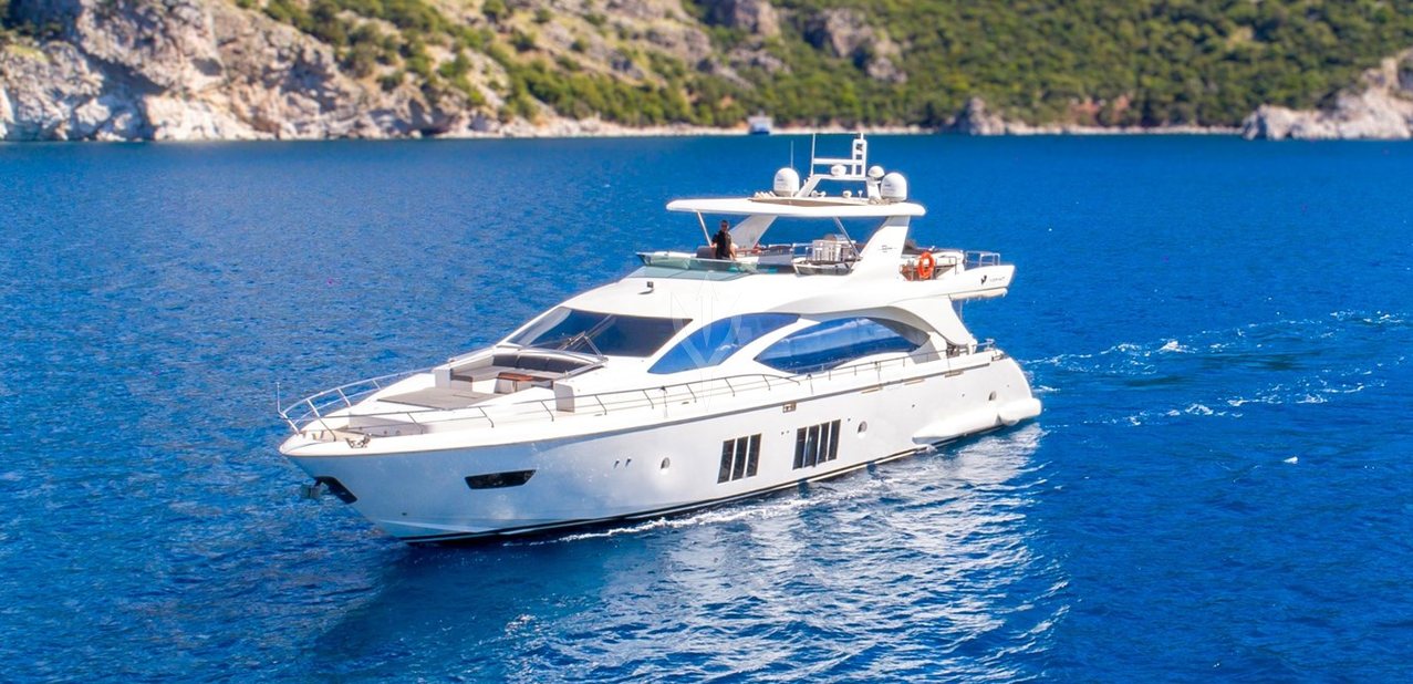 HUBO YACHT CHARTER yacht charter