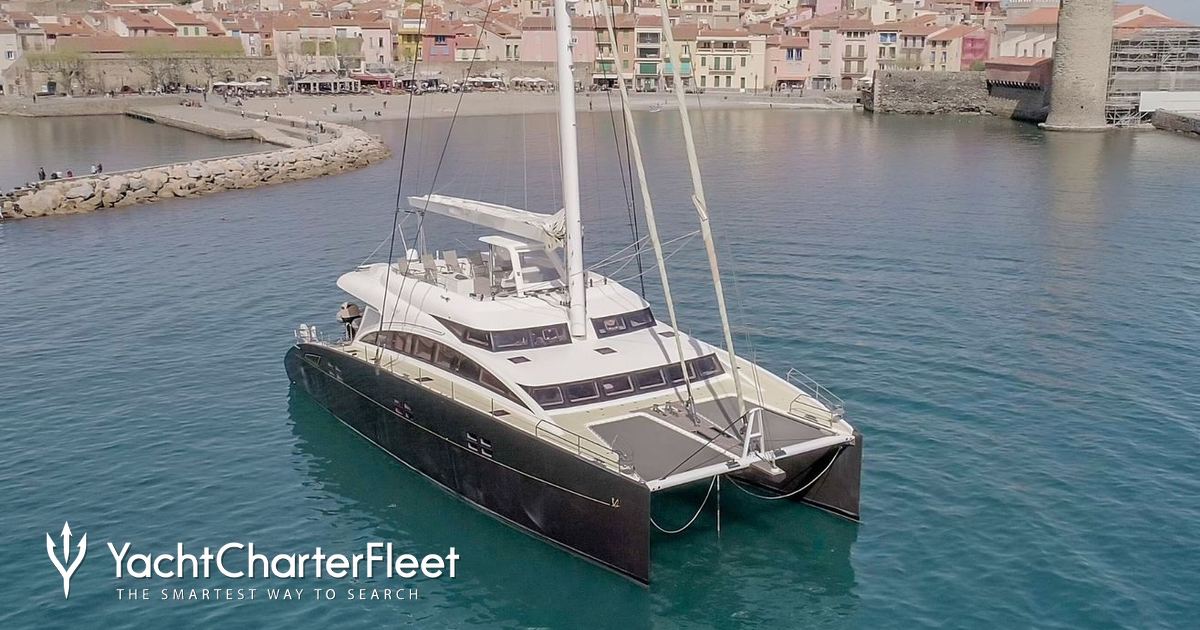 HOUBARA yacht charter 2
