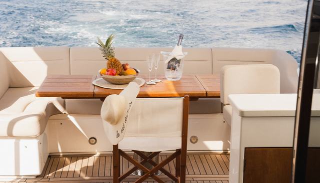 LA NONNO yacht charter 5