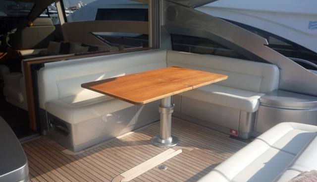 CAYENNE yacht charter 4
