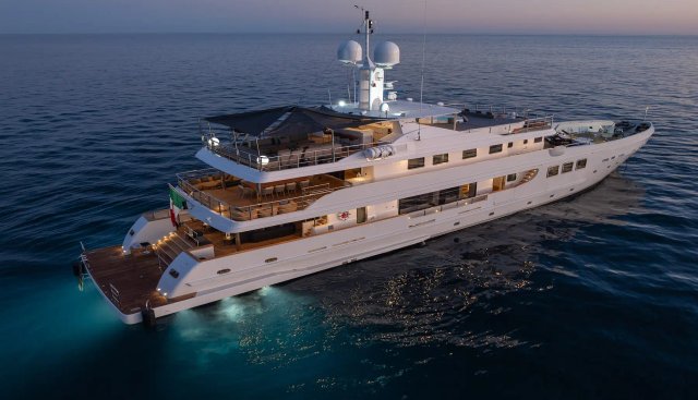 R23 yacht charter 5