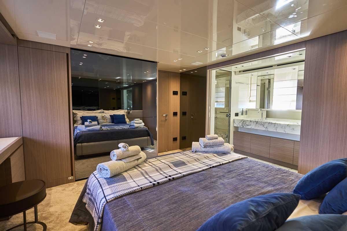 ESTIA yacht charter 5