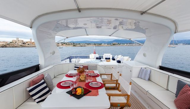 MEME yacht charter 5