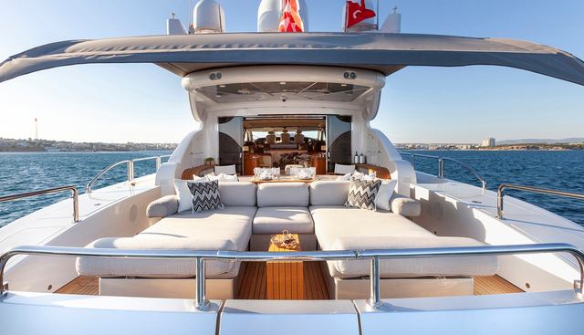 KIDI ONE yacht charter 3