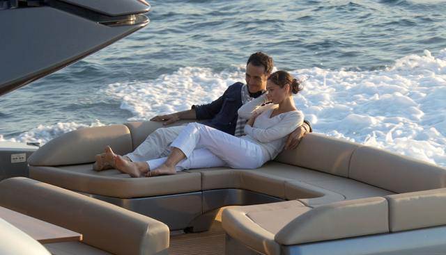 LADY F1 yacht charter 3